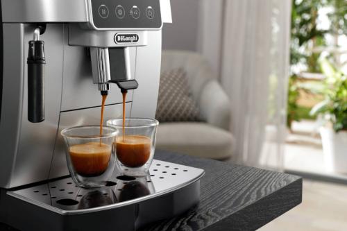 DeLonghi MAGNÍFICA START ECAM220.30.SB